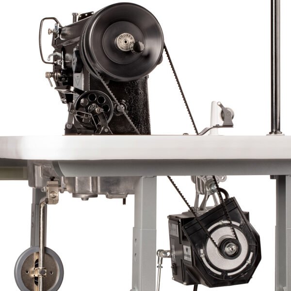 Sailrite Standard Fabricator Sewing Machine (220–240V)